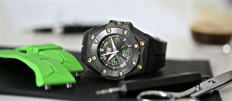 linde werdelin wrist straps